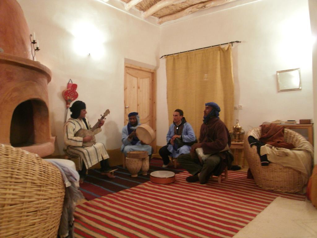Отель Kasbah Agoulzi Kelaat-M'Gouna Экстерьер фото