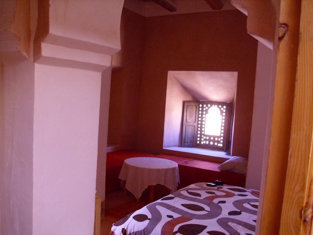Отель Kasbah Agoulzi Kelaat-M'Gouna Экстерьер фото